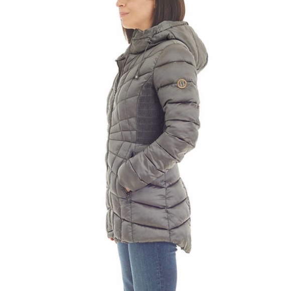 Bernardo Quilted Gray Packable Puffer Hood Jacket - Picture 3 of 12